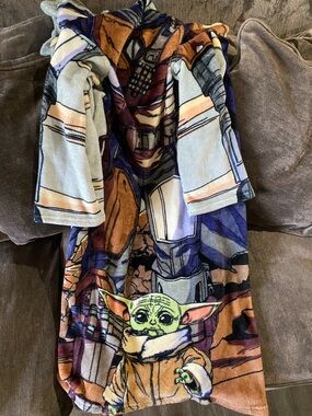 Star Wars The Child Hooded Blanket Robe